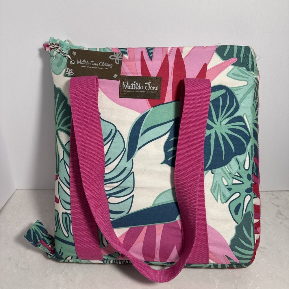 Matilda Jane Life's A Picnic‎ Fold Up Beach Mat w/attached Tote 54" x 62" NWT